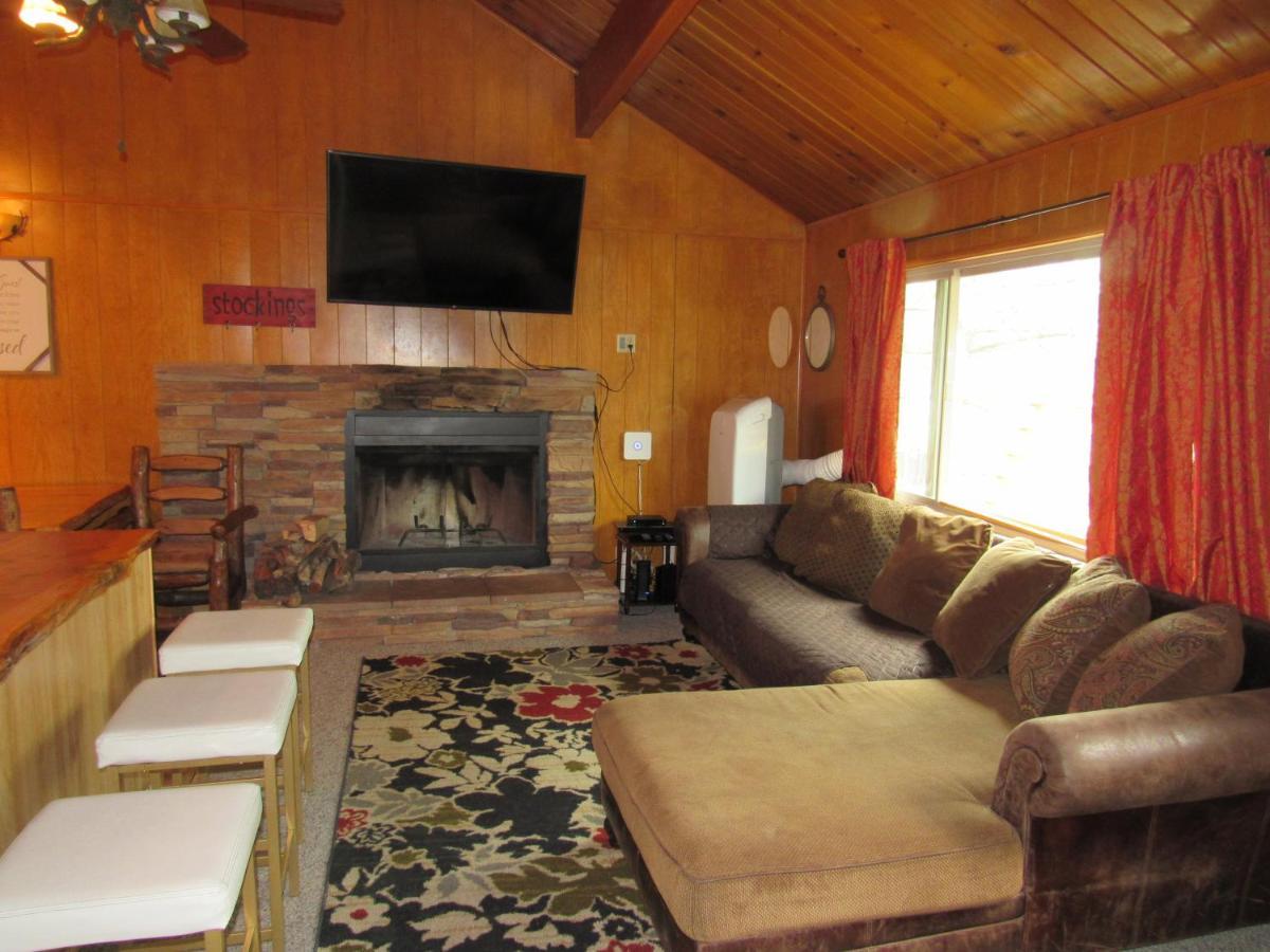 Hillside Hideaway -View Of Ski Slope From Charming Deck Big Bear Lake Bagian luar foto